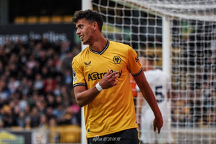 篮球NBA球队教练强调防守纪律（NBA球队主教练强调防守纪律性）