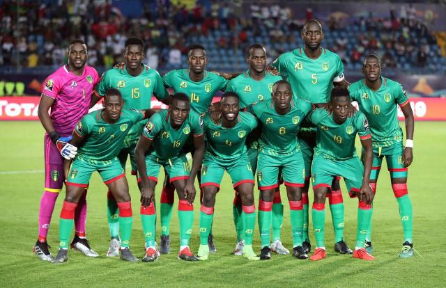 马赛主席：若马赛入围下季欧冠，曼联对青木的分成将降至35%（马赛主席称：若球队晋级下季欧冠，曼联在青木的分成将降至35%）