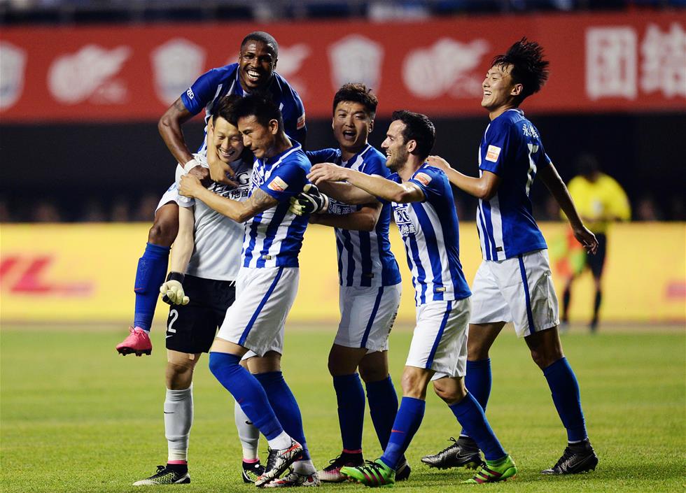 纳什维尔2-1迈阿密国际，梅西世界波，瑟里奇点射，鲍尔破门（纳什维尔2-1力克迈阿密国际：梅西奉献世界波，瑟里奇点射建功，鲍尔破门）