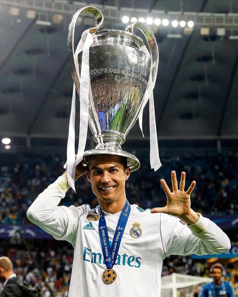 鲁媒：山东泰山队将于明年1月7日赴海口冬训，由韩鹏带队（鲁媒称：韩鹏率山东泰山明年1月7日前往海口开启冬训）