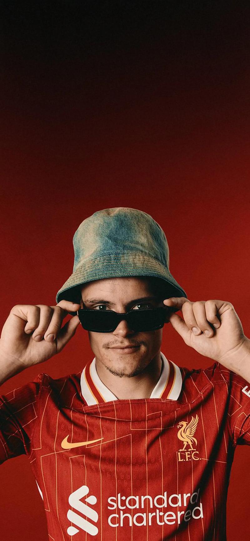 打得很好了！翟晓川6中6超高效拿下14分3板1助1断（手感爆棚！翟晓川6投6中高效斩获14分3篮板1助攻1抢断）