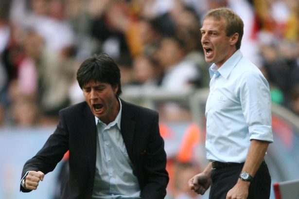 广东男篮防守反击轻取上海（广东男篮快攻致胜，轻松击败上海）